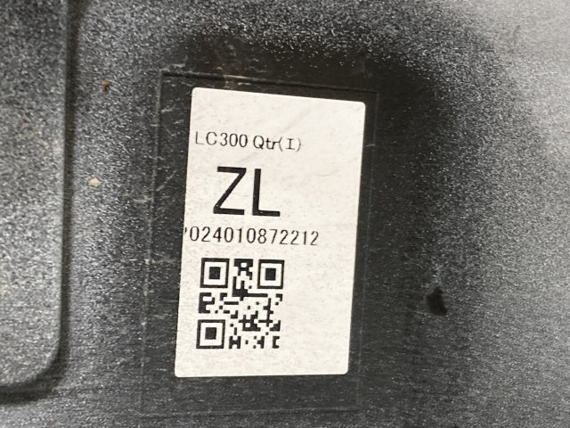新車取り外し!ランドクルーザー/ランクル FJA300W/VJA300W 純正 左 リア クォーター アーチモール/オーバーフェンダー 75606-60120(136390)
