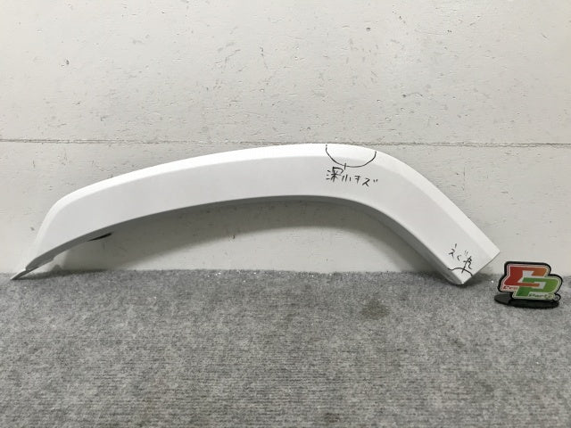 新車取り外し!ランドクルーザー/ランクル FJA300W/VJA300W 純正 左 リア ドア アーチモール/オーバーフェンダー 75078-60060(136396)