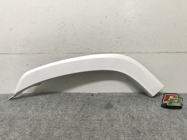 新車取り外し!ランドクルーザー/ランクル FJA300W/VJA300W 純正 左 リア ドア アーチモール/オーバーフェンダー 75078-60060(136399)