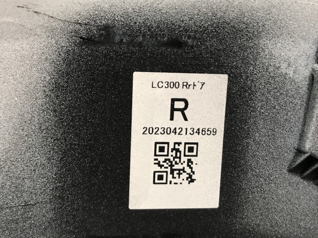 新車取り外し!ランドクルーザー/ランクル FJA300W/VJA300W 純正 右 リア ドア アーチモール/オーバーフェンダー 75077-60060(136404)
