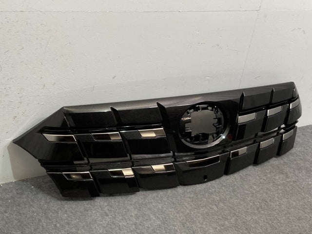 新車取り外し!アルファード 40系/AGH40W/AGH45W 純正 フロント グリル/ラジエーターグリル カメラ穴付 53111-V2010 トヨタ(136429)