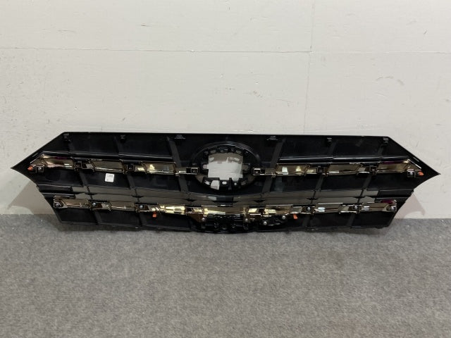 新車取り外し!アルファード 40系/AGH40W/AGH45W 純正 フロント グリル/ラジエーターグリル カメラ穴付 53111-V2010 トヨタ(136429)