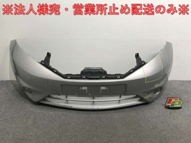 ノート/NOTE E12/HE12/NE12/SNE12 純正 前期 フロント バンパー 62022 3VA0H ブリリアントシルバーメタリック K23 日産(136481)