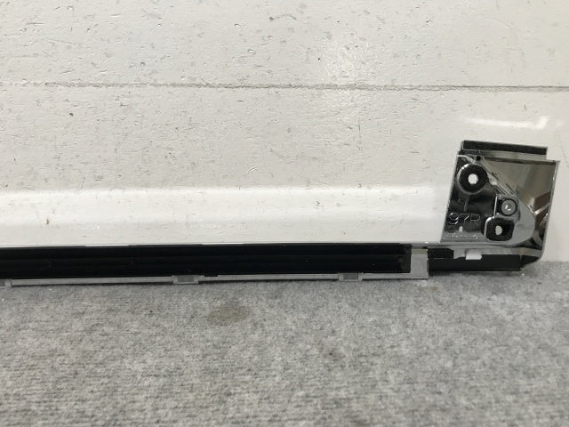 新品!ヴェルファイア/エグゼクティブラウンジ 40系/AAHH40W/AAHH45W 純正 右 フロント ドア ガラス ウェザー アウター 68161-V2040(136505)