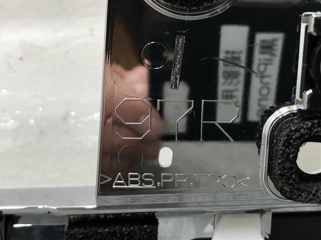 新品!ヴェルファイア/エグゼクティブラウンジ 40系/AAHH40W/AAHH45W 純正 右 フロント ドア ガラス ウェザー アウター 68161-V2040(136505)