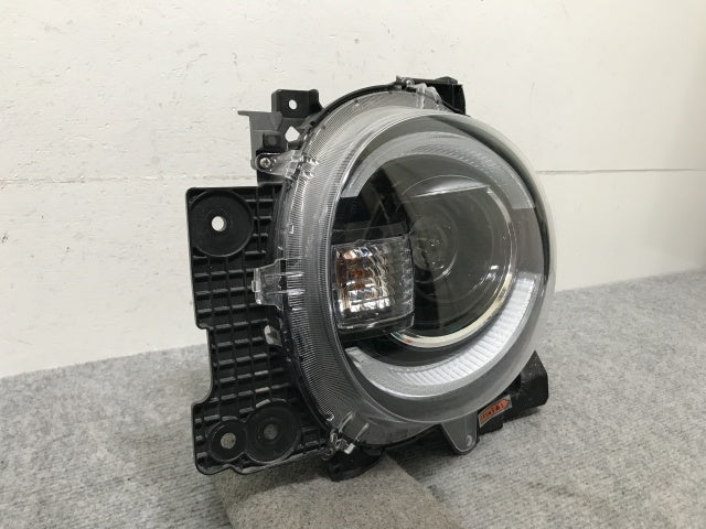 ワゴンR/スマイル/ハイブリッド/X MX91S 純正 左 ヘッドライト/ランプ LED レベライザー 刻印TL STANLEY W6079 スズキ(136514)
