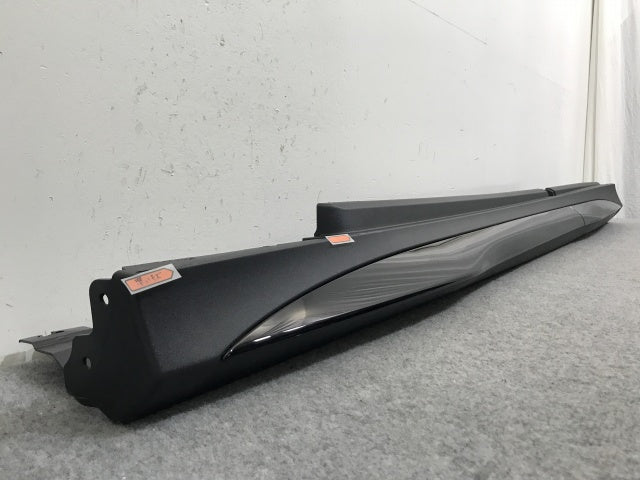 新車外し!GLCクラス/AMG W254/X254 純正 左 サイドステップ/サイドスカート A254 698 47 00 ブラック ソリッド メルセデスベンツ(136547)