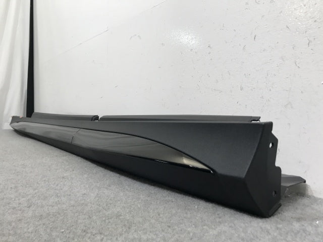 新車外し!GLCクラス/AMG W254/X254 純正 左 サイドステップ/サイドスカート A254 698 47 00 ブラック ソリッド メルセデスベンツ(136547)