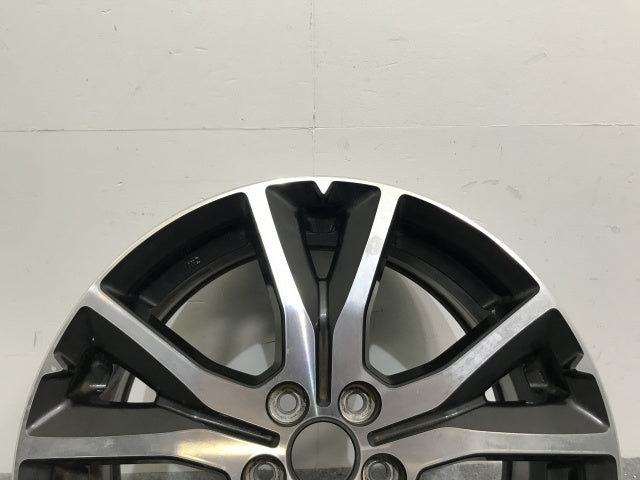 インプレッサ/スポーツ GT2/GT3/GT6/GT7/GK2/GK3/GK6/GK7 純正 ホイール 17x7J/ET55/5穴 5H/PCD100/ハブ径56mm 28111FL100 スバル(136589)