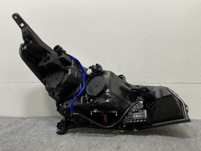 リーフ/LEAF ZE1 純正 前期 左 ヘッドライト/ランプ LED レベライザー 刻印P ICHIKOH 1954/26060 5SK5B 日産(136653)