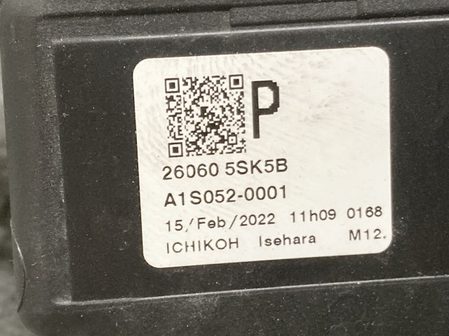 リーフ/LEAF ZE1 純正 前期 左 ヘッドライト/ランプ LED レベライザー 刻印P ICHIKOH 1954/26060 5SK5B 日産(136653)