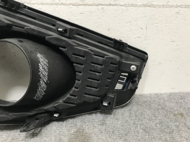 エルグランド ハイウェイスター E52/PE52/PNE52/TE52/TNE52 純正 後期 左 フロント フォグカバー 62257 3GP0A 62257-3GP0A(136692)
