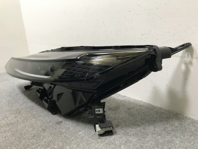 アリア/ARIYA FE0 純正 左 ヘッドライト/ランプ LED レベライザー STANLEY W5751 日産(136718)