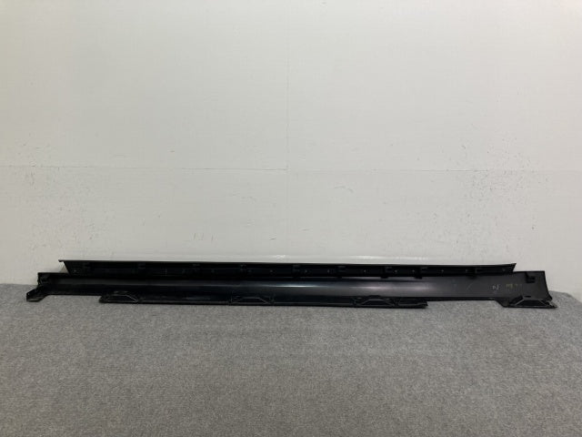 新車取り外し!アコード/e:HEV CY2 純正 右 サイドステップ/サイドスカート 71800-30A-A1-50 ブラック ソリッド ホンダ(136788)