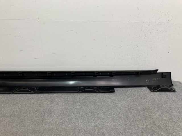 新車取り外し!アコード/e:HEV CY2 純正 右 サイドステップ/サイドスカート 71800-30A-A1-50 ブラック ソリッド ホンダ(136788)