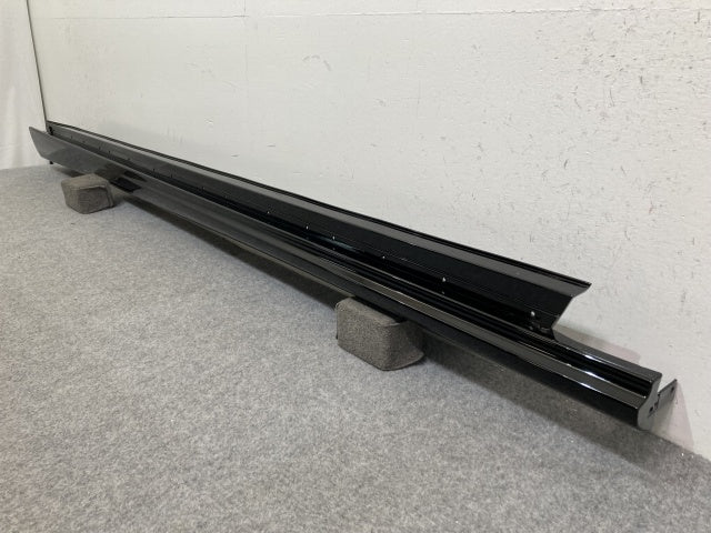新車取り外し!アコード/e:HEV CY2 純正 右 サイドステップ/サイドスカート 71800-30A-A1-50 ブラック ソリッド ホンダ(136790)