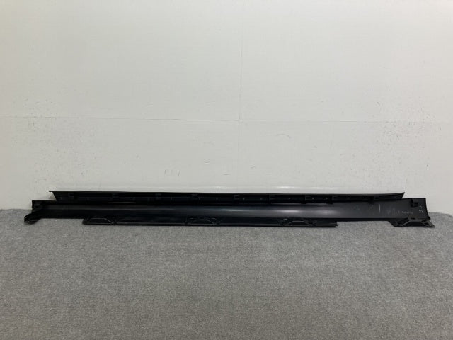新車取り外し!アコード/e:HEV CY2 純正 右 サイドステップ/サイドスカート 71800-30A-A1-50 ブラック ソリッド ホンダ(136790)