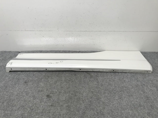 ヴェルファイア/アルファード 30系/AGH30W/35W/GGH30W/35W/AYH30W 純正 右 フロン
ト サイドパネル モデリスタ 76913-580AR2 070(136794)