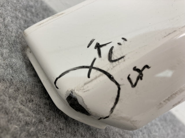Gクラス/ゲレンデ W463  純正 右 リア フェンダーアーチモール/オーバーフェンダー 4638801521 ポーラーホワイト 149 ベンツ(136817)