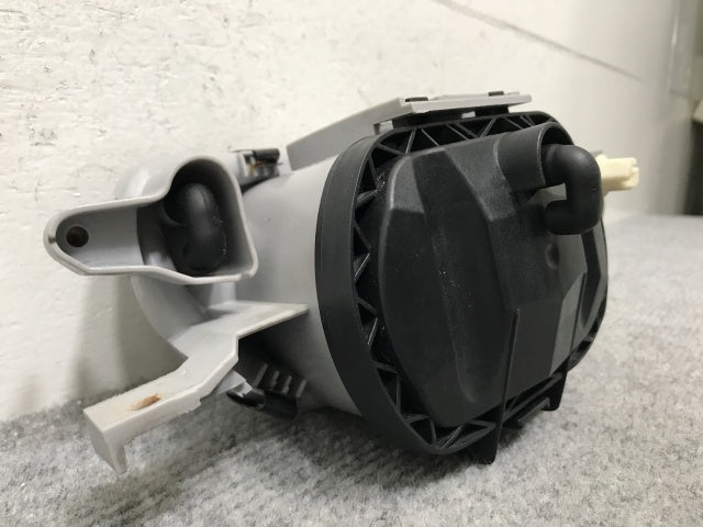 CLKクラス/Eクラス W208/W210 純正 左 フォグランプ/フォグライト ハロゲン DEPO 440-2007L 001-80-16346 メルセデスベンツ(136863)