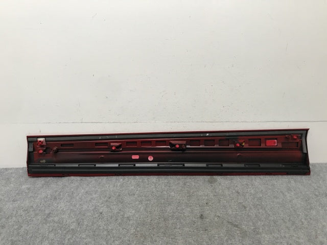 Q2 GACHZ/GACZE/GADFG/GADPC 純正 右 フロント サイドパネル 81A.853.960.B レッド メタリック アウディ(136867)