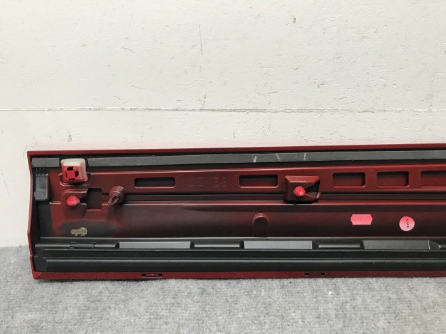 Q2 GACHZ/GACZE/GADFG/GADPC 純正 右 フロント サイドパネル 81A.853.960.B レッド メタリック アウディ(136867)