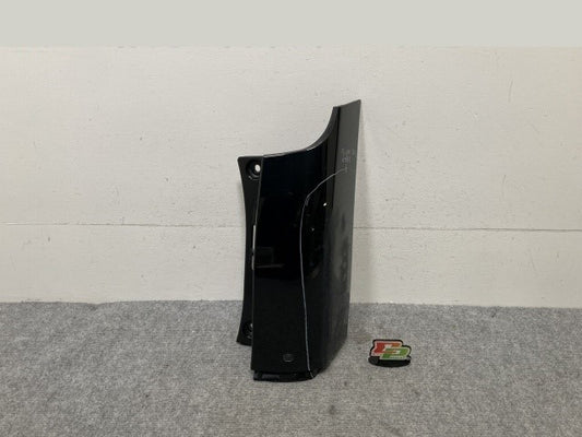 ヴォクシー/ノア/エスクァイア 80系/ZRR 80W/85W/80G/85G ZWR 80W/80G 純正 右 リア コーナーパネル/コーナーカバー 52165-28020(136908)