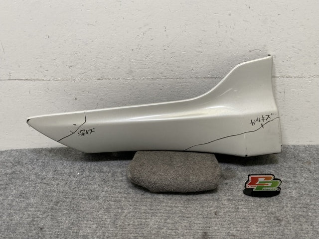 レヴォーグ/LEVORG VM4/VMG 純正 右 リア スポイラー エアロスプラッシュ J1017VA005 クリスタルホワイトパール K1X スバル(136909)