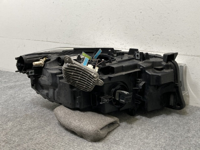 ジャンク!3シリーズ F34/2016-2019 純正 後期 左 ヘッドライト/ランプ LED VALEO 63.11-7498933-01 BMW(136917)