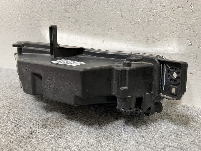 X3/X4 G01/G02 純正 左 フォグランプ/フォグライト LED HELLA 6317 7412527-06 63177412527 BMW(137018)
