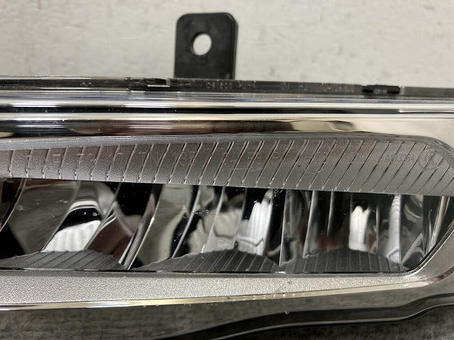 X3/X4 G01/G02 純正 左 フォグランプ/フォグライト LED HELLA 6317 7412527-06 63177412527 BMW(137018)