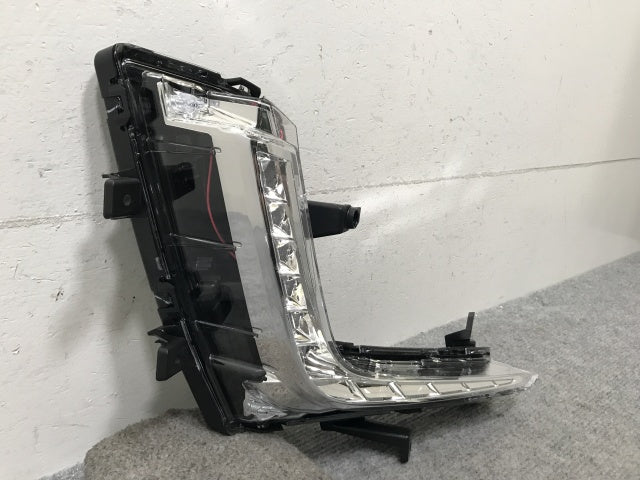 新品!スイフト ZC72S/ZD72S 純正 右 LED デイライト/イルミランプ STANLEY W1377 36553-71L00 スズキ(137053)