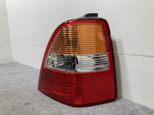新品!オデッセイ RA6/RA7/RA8/RA9 純正 右 テールランプ/ライト/レンズ ハロゲン STANLEY P0711 33501-S3N-013 ホンダ(137055)
