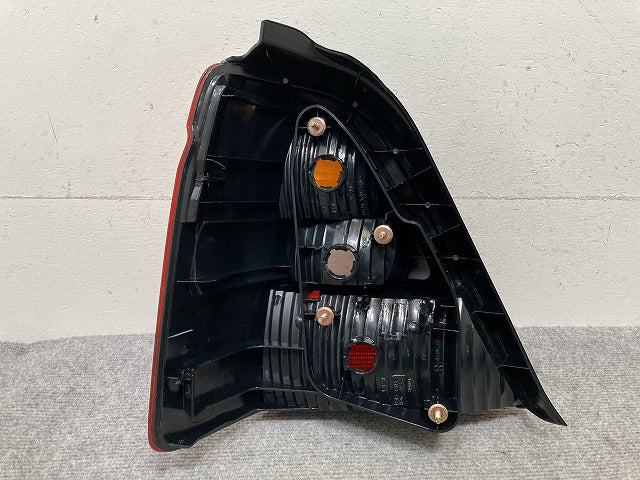 新品!オデッセイ RA6/RA7/RA8/RA9 純正 右 テールランプ/ライト/レンズ ハロゲン STANLEY P0711 33501-S3N-013 ホンダ(137055)
