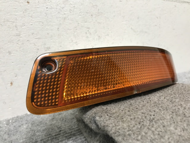 新品!カムリ V30系/1990-1992 純正 左 ウィンカー ハロゲン コンビネーションランプ STANLEY 32-142 トヨタ(137067)