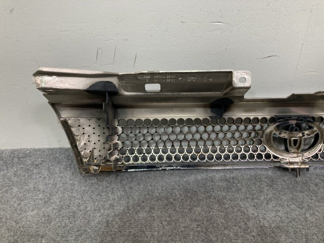 新品!ライトエース CR/YR系 純正 フロント グリル/ラジエーターグリル 53100-28180 08423-28020 メッキ トヨタ(137077)