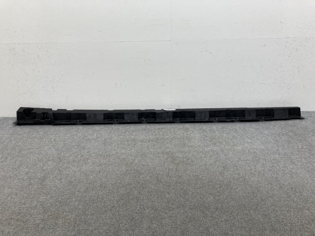 X7 G07 純正 右 ドア シル サポート 5177-7425470-105034-10 素地 BMW(137083)