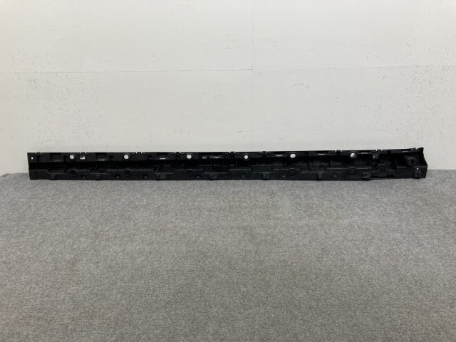X7 G07 純正 右 ドア シル サポート 5177-7425470-105034-10 素地 BMW(137083)