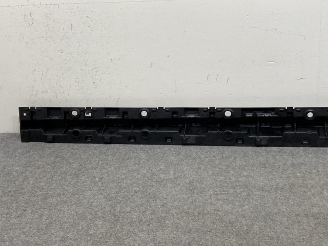 X7 G07 純正 右 ドア シル サポート 5177-7425470-105034-10 素地 BMW(137083)