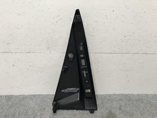 タント カスタム/シフォン カスタム LA650S/LA660S/LA650F/LA660F 純正 後期 左 リア ガーニッシュ 52753-B2230 ブラック ソリッド(137087)