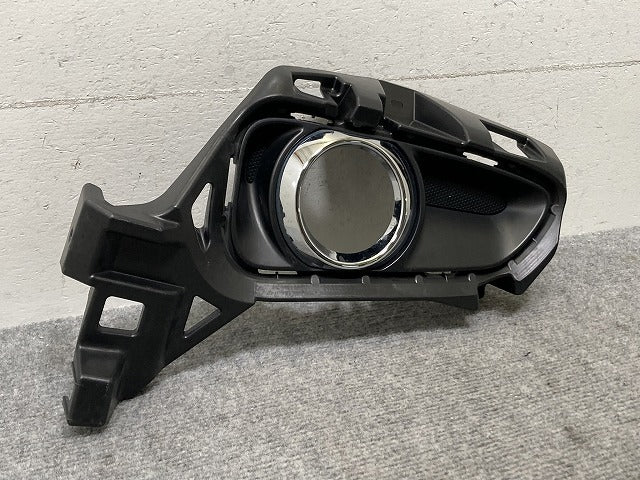 エスティマ/アエラス/3型 50系/ACR50W/ACR55W/GSR50W/GSR55W 純正 右フロントフォグカバー/フォグランプカバー 52127-28420 トヨタ(137102)