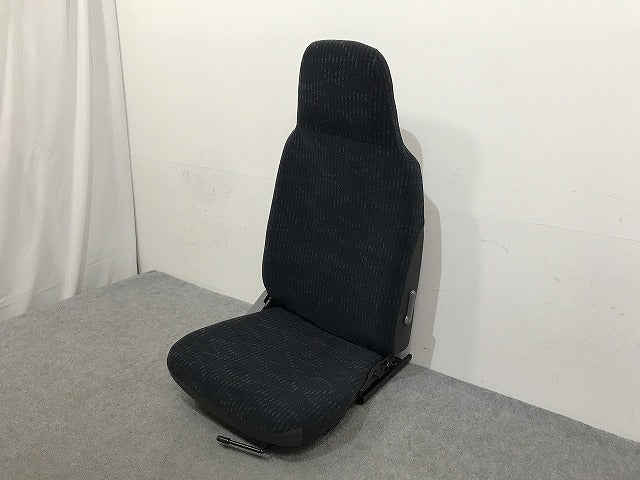 新車取り外し!ダイナ/トヨエース/デュトロ/カムロード 平成23年7月~ 標準車 1.5t 純正 運転席シート/ドライバーシート トヨタ(137144)
