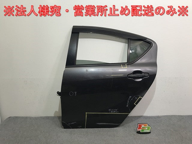 アクア/AQUA NHP10 純正 左 リア ドア ガラス/内張り/バイザー付 グレーメタリック 1G3 トヨタ(137246)