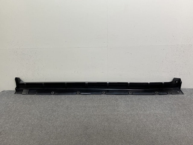 オーラ/AURA FE13/FSNE13 純正 右 サイドステップ/サイドスカート 76852 6XL0H ダークメタルグレーメタリック KAD 日産(137351)