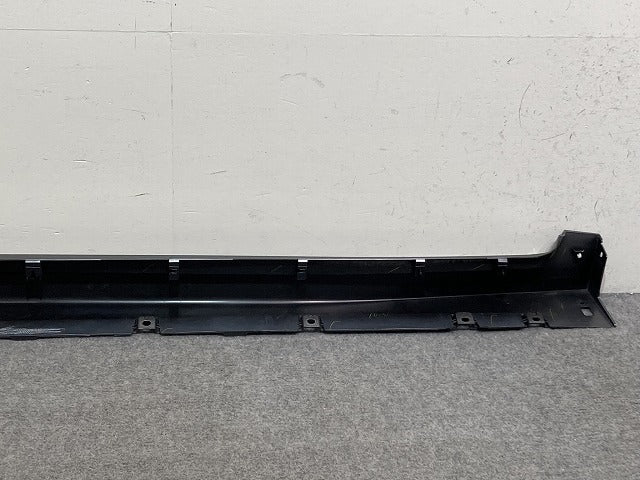 オーラ/AURA FE13/FSNE13 純正 右 サイドステップ/サイドスカート 76852 6XL0H ダークメタルグレーメタリック KAD 日産(137351)