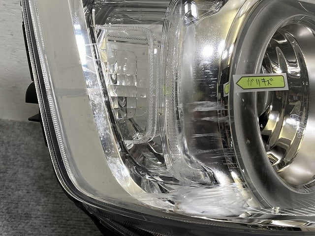 N-BOX/NBOX Nボックス JF3/JF4 純正 後期 右 ヘッドライト/ランプ LED レベライザー 刻印N1 STANLEY W3105 ホンダ(137387)