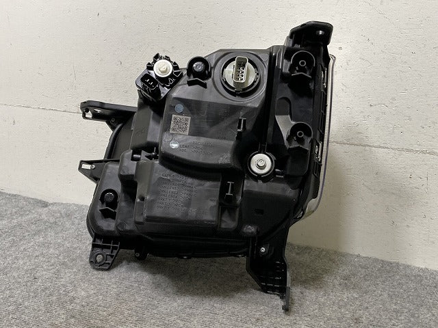 N-BOX/NBOX Nボックス JF3/JF4 純正 後期 右 ヘッドライト/ランプ LED レベライザー 刻印N1 STANLEY W3105 ホンダ(137387)