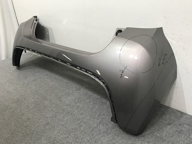 ヤリス/ハイブリッド KSP210/MXPA10/MXPA15/MXPH10/MXPH15 純正 リア バンパー 52159-K0010 アバンギャルドブロンズメタリック 4V8(137410)