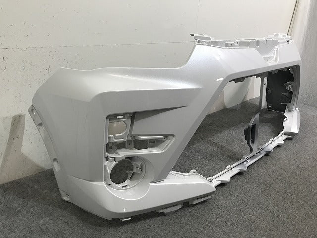 ライズ/ハイブリッド A200A/A210A/A201A/A202A 純正 フロント バンパー 52119-B1410 シャイニングホワイトパール W25 トヨタ(137414)