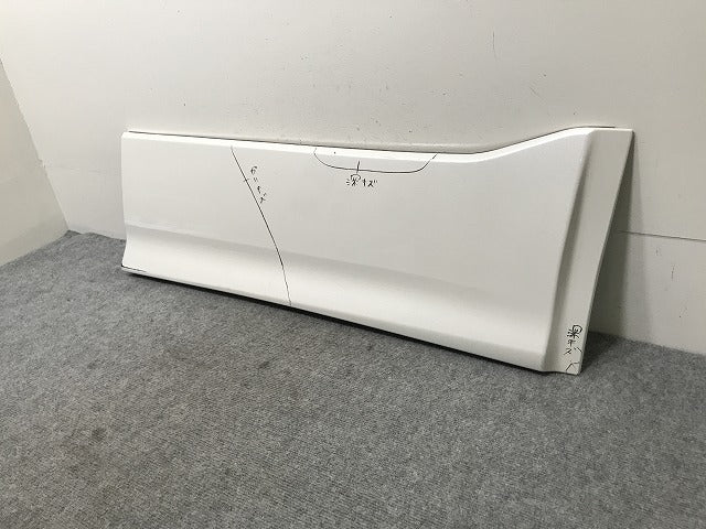 ヴォクシー/ノア/Si/ZS 80系/ZRR80W/ZRR85W/ZWR80W 純正 右 フロント ドア サイドパネル 76903-28160/76913-28130 ホワイト 070(137428)